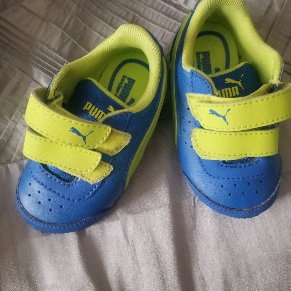Puma with lights size 5 toddler